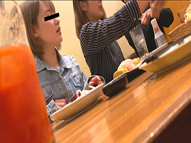 パンチラ・盗撮42人！ 神動画コレクション6時間!!　サンプル画像06